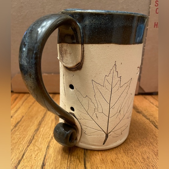 Mug - Hand made artisan piece of pottery - Papou is a blessing from above… - Picture 4 of 11